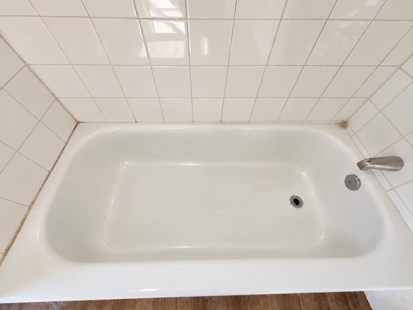 Bathtub and tile after a deep clean